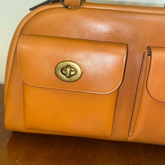 Coach Twin Turnlock In Toffee - Picture 4 of 11